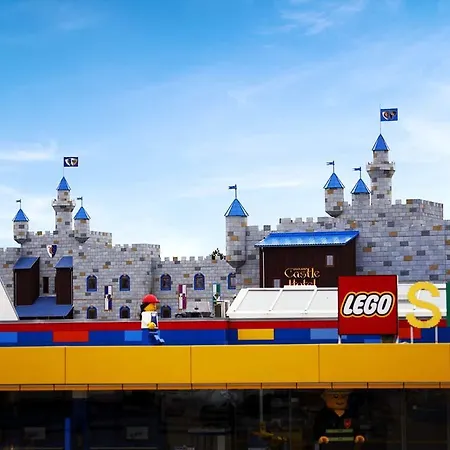 Legoland Castle Отель 4*